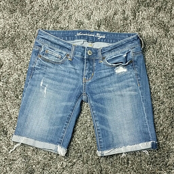 American Eagle Short 2 - Picture 1 of 5